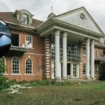 North London Abandoned Mansion Exposes Decay on Bishop's Avenue