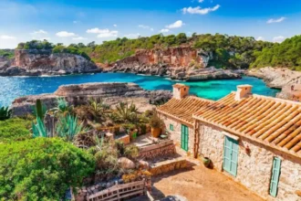 Magical Majorca and its Tourist Monoculture