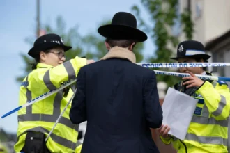 Met Police Deploy 100-Officer Team to Protect Jewish Community