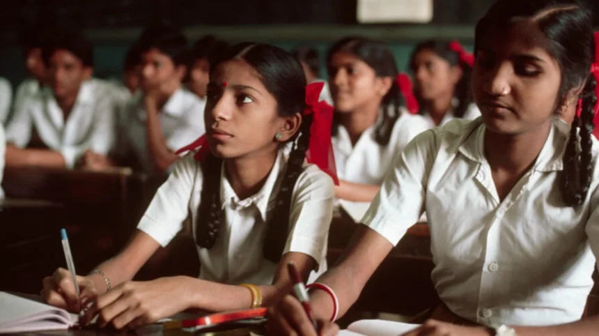 Hindutva Education Policy & Privatisation in India Analysis