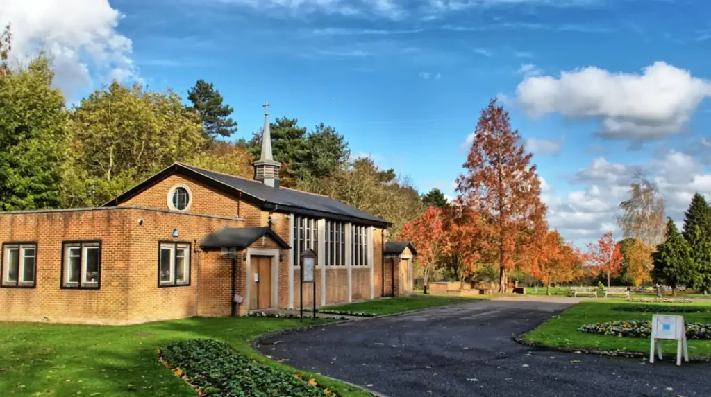 How Much Does a Perfect Weekend in Barnet Cost for Budget and Mid-Range Travelers?