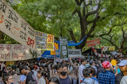 What Makes This Indian Student and Youth Movement Different?Legacies and Lessons in Uncompromising Idealism