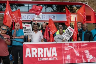 Arriva Bus Drivers Resume Strike Over 40C Cabs London 2026