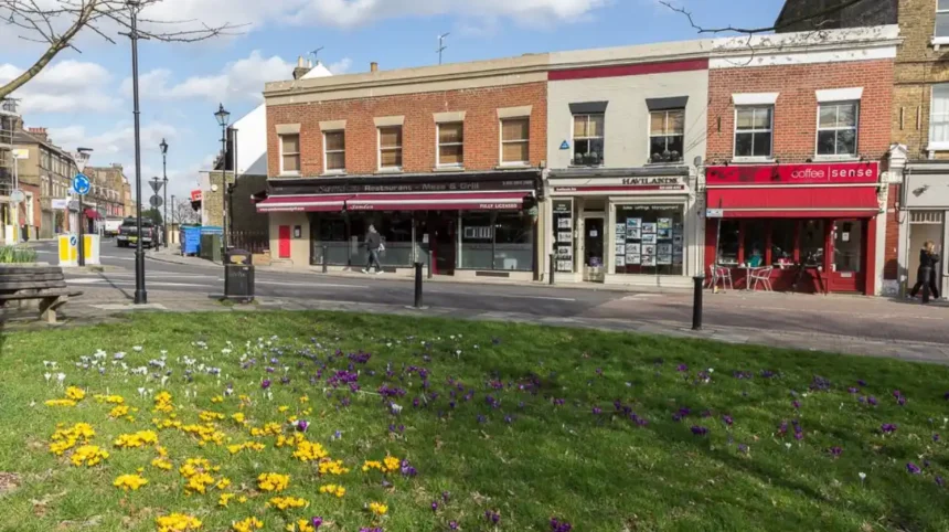 Best Time to Visit Barnet Seasonal Guide North London 2026