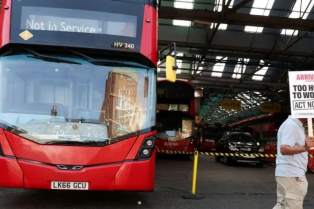 London Bus Drivers Anger over Suspended Heatwave Strike in Tottenham 2026