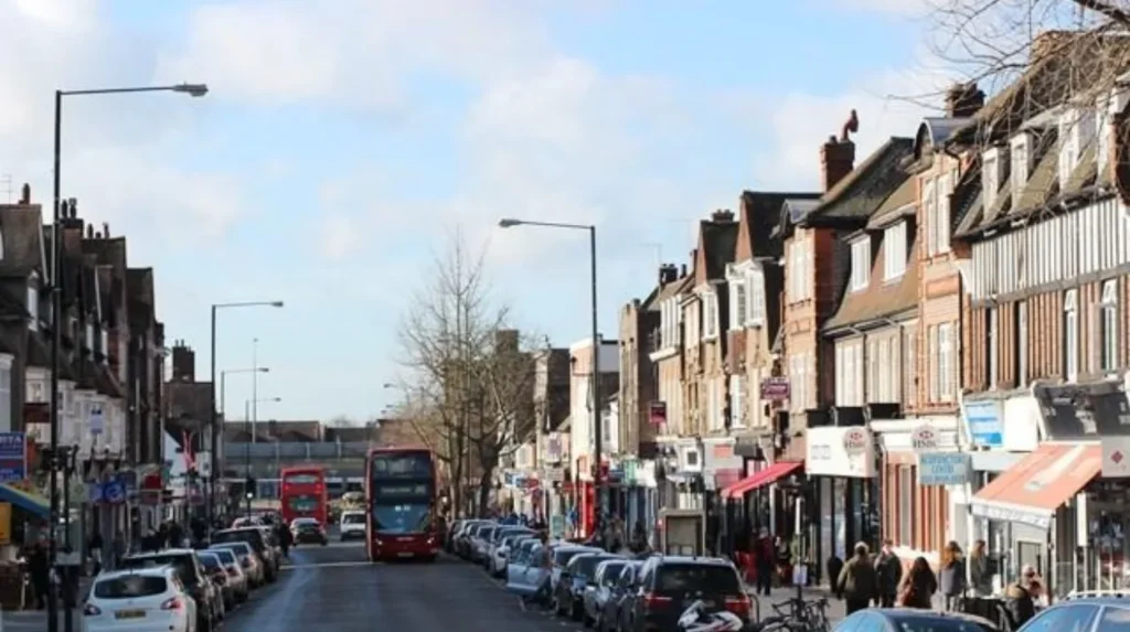 What Heritage Features Distinguish Golders Green Road and Hampstead Garden Suburb?