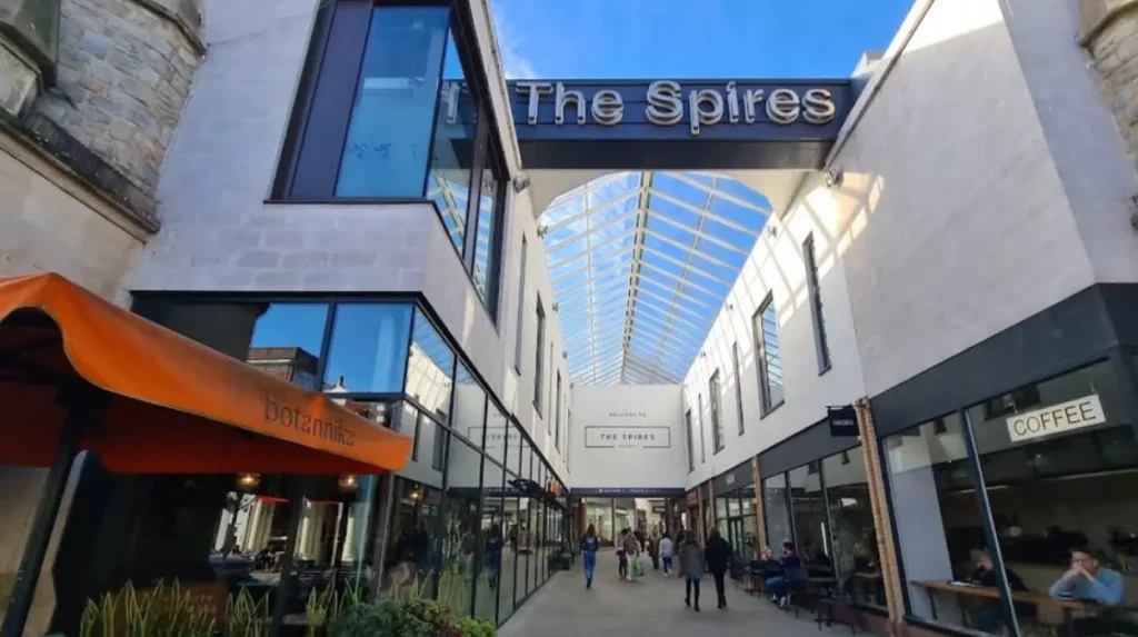 What makes Brent Cross Shopping Centre the premier retail hub in Barnet?