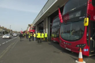 Arriva Bus Drivers Win Air Conditioning Strike Settlement North London 2026