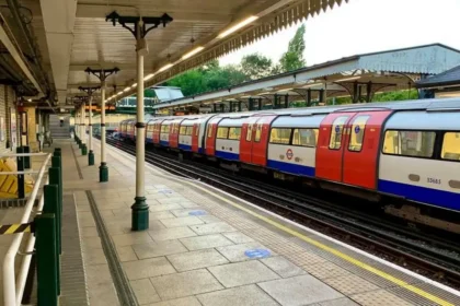 Barnet to London Attractions Transport & Travel Guide