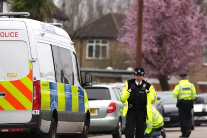 Two Arrested Over Iranian Intelligence Service Links in London 2026