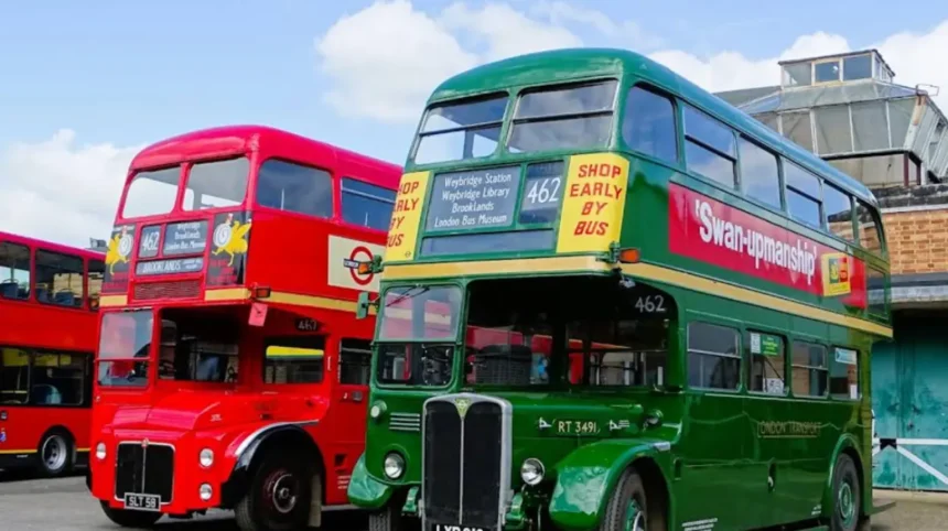 Vintage Buses Return To Historic Route 106 Finsbury Park Hackney 2026
