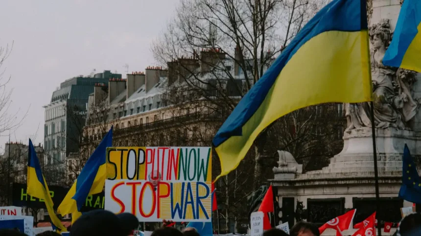 Why do authoritarian leaders and their regimes oppose intellectuals?