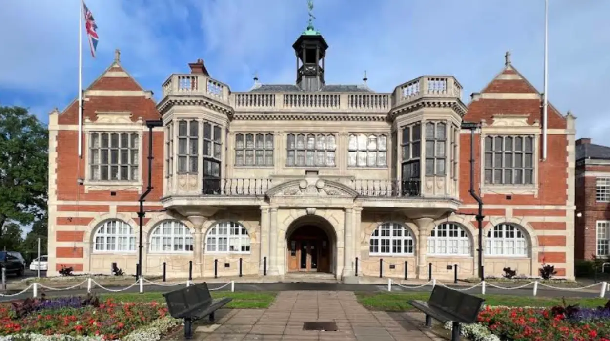 Barnet Council Unveils Route Map to Close Deficit: Barnet 2026