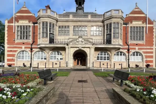 Barnet Council Votes to Twin With Israeli City Haifa, London 2026