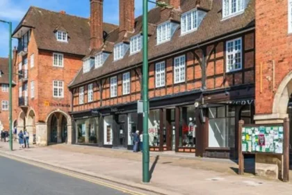 Traditional High Streets in Barnet_ Best Shopping Areas