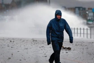 Two Dead and Thousands Without Power in UK Storms, London 2026