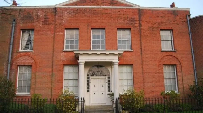 What Architectural Styles Can You Find in Barnet, North London